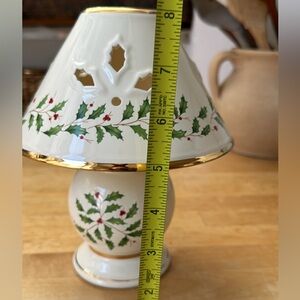 Vintage Mini Holiday Lenox Tea light Lamp!